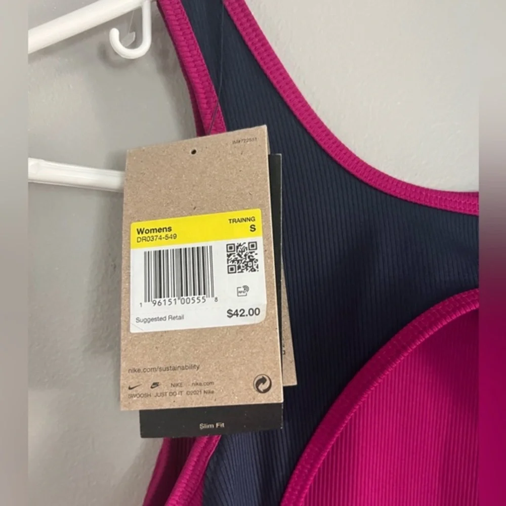 Nike yoga‎ top